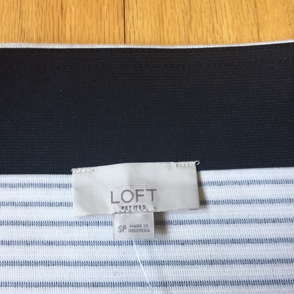 NWT, Loft black & white skirt - Picture 2 of 5